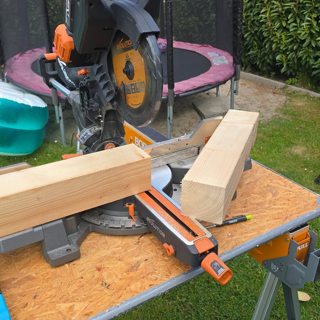 Evolution R255SMS+ 255mm Sliding Compound Mitre Saw With TCT Multi-Material Cutting Blade