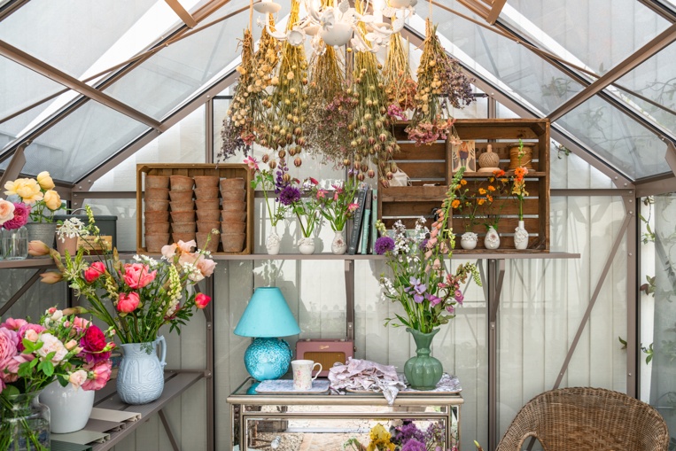 Rhino Greenhouse - Tuscan Olive