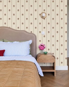 Esselle Home x Kate Hewitt @our_bears_home - Thistle Trail Stripe Neutral Wallpaper