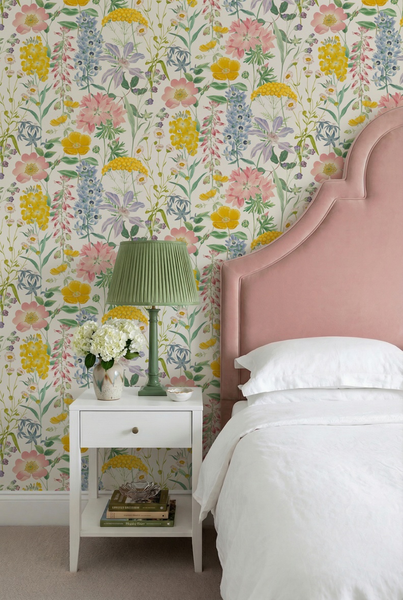 Wallpaper RHS England 100298OL RHS COUNTRY GARDEN CREAM.jpg