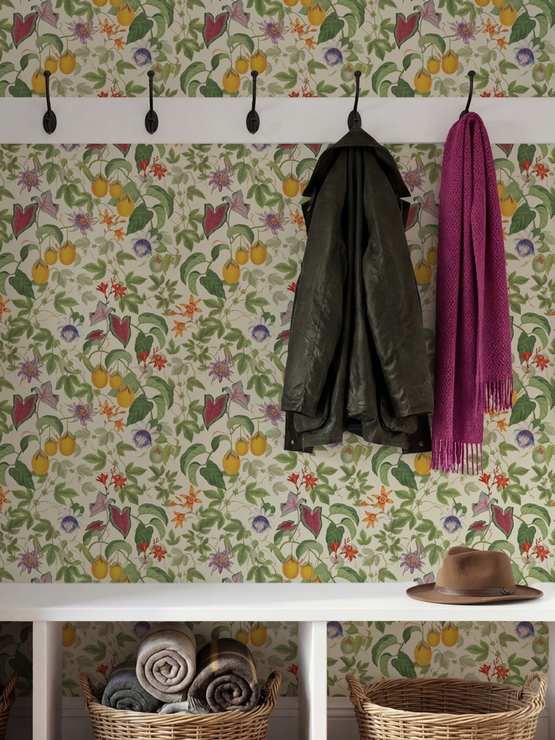 Wallpaper RHS England 100307OL RHS CITRUS AND VINE CREAM.jpg