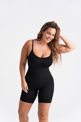 Shapermint Essentials All Day Every Day Scoop Neck Mid-Thigh Bodysuit