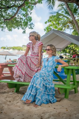 Sabrina - Bright Flower Circle