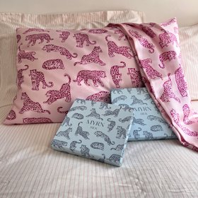 Pink Leopard Pure Mulberry Silk Pillowcase Pair