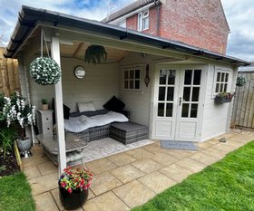 Jannie Corner Log Cabin 3 x 5.8m