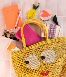 Mixed travel accessories