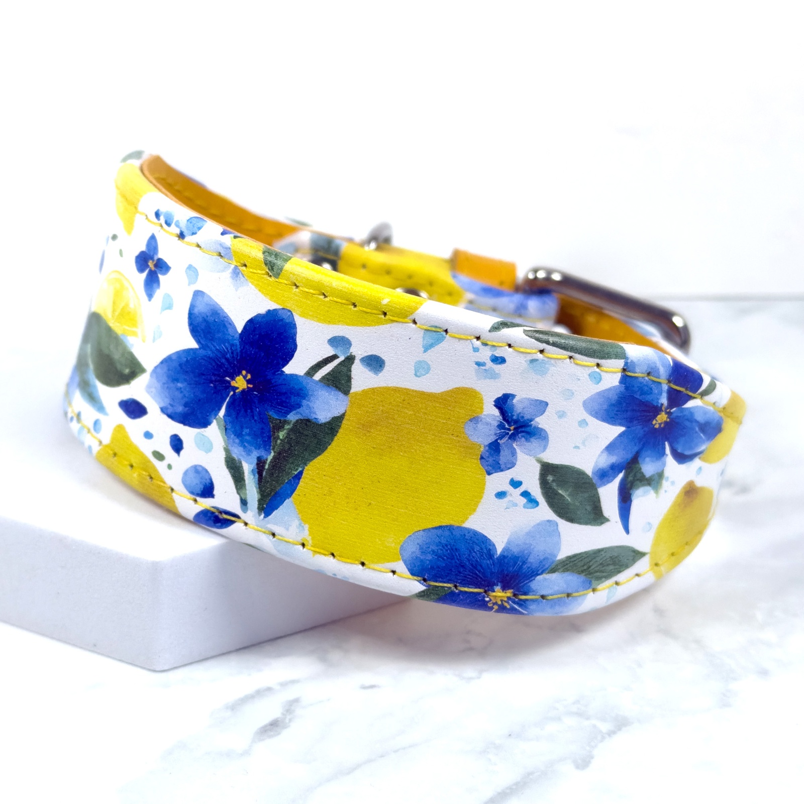 Lemon Print Leather Whippet Collar Petiquette