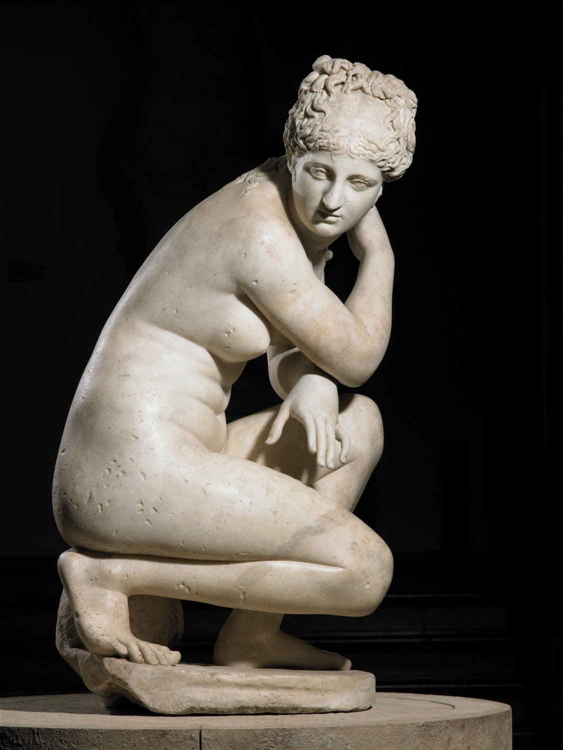 1. Crouching Aphrodite   Royal Collection