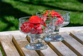 Strawberry Glass Bowl / Emma Britton Decorative Glass Designer