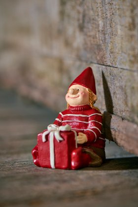 Ib Laursen Ribenisserne – Alva mit Weihnachtsgeschenk, Stimmungsbild