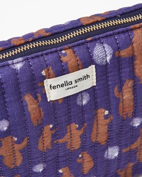 Lola Washbag