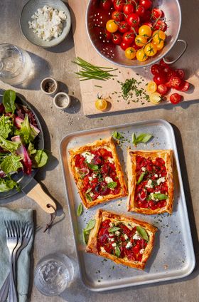 Tomato tart with feta