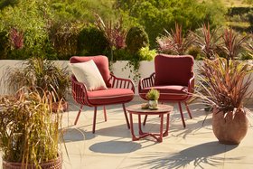 Outdoor Oasis Red Aura Bistro Set