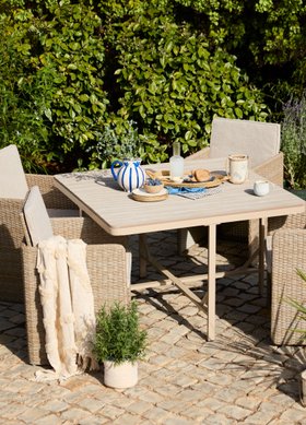 Compact 4 Seat Cube Set