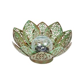 Outdoor solar lotus light