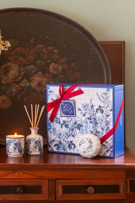 Gold & Blue Fragrance Gift Box by Portus Cale