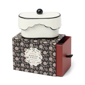 French_Bedroom_Chérie Ceramic Candle Black Fig & Olive_£24