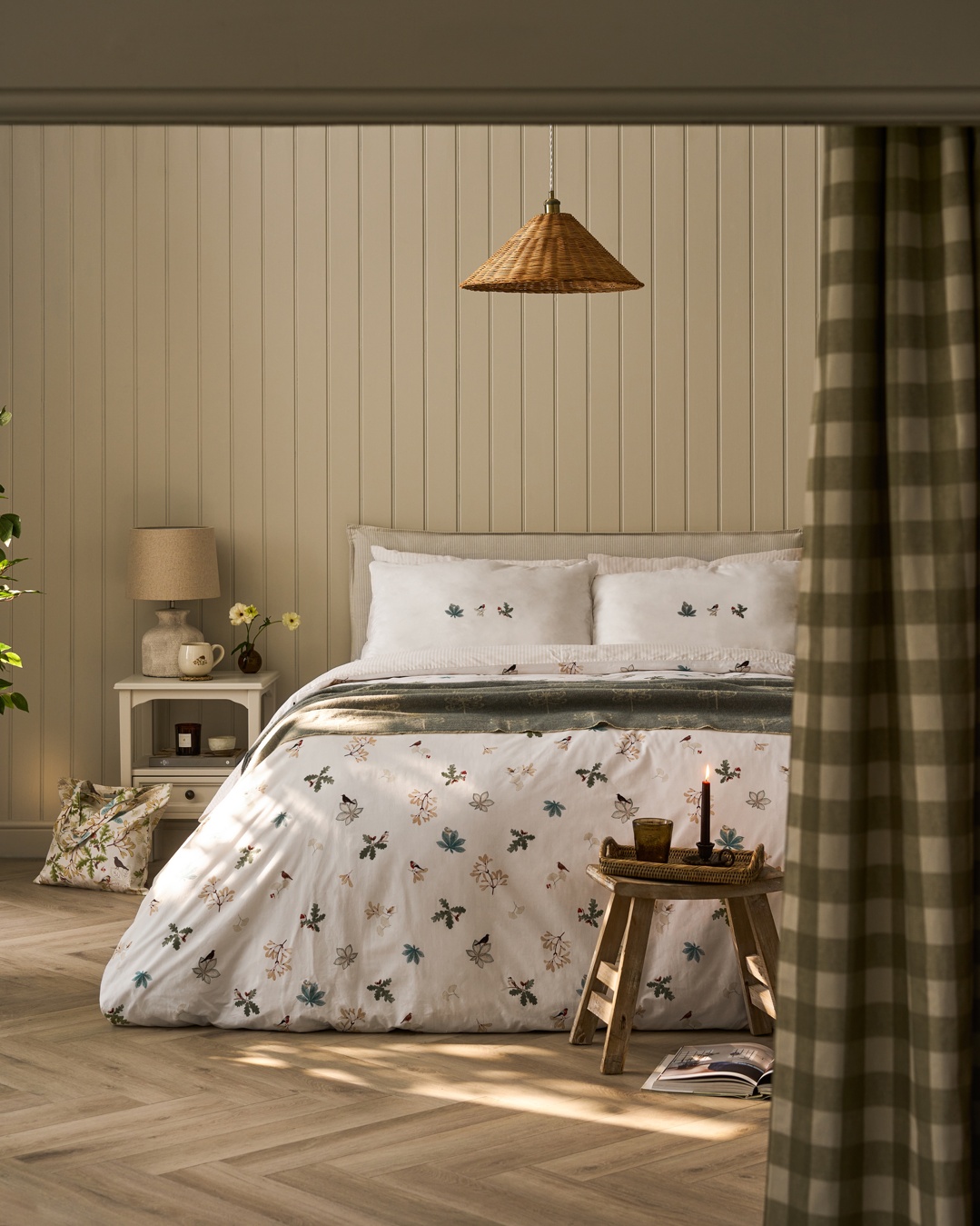 Orchard Birds Bedding Set