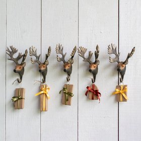 Hand-carved Red Deer Wall Hook by Wildlife Garden