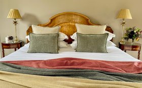 Kendal Herringbone Mead Olive Tabasco Soft Merino Wool Blanket