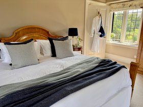 Lisbon Cotton Herringbone Blankets and Throws - Pale Blue, Navy Blue