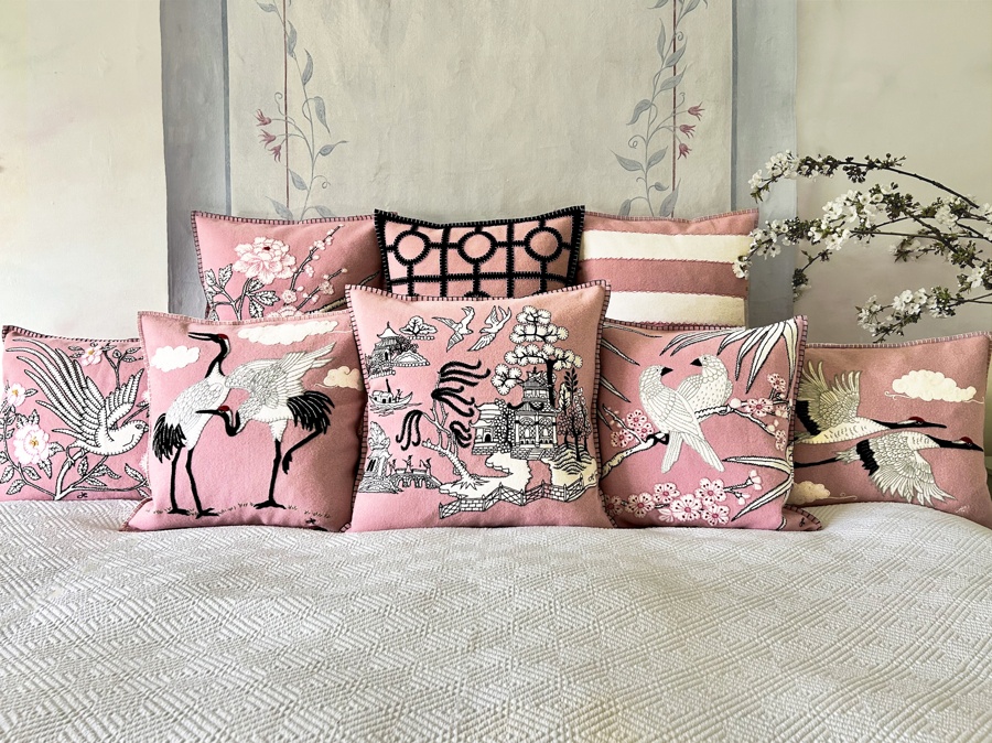 Willow Pattern Cushion (Blush Pink)