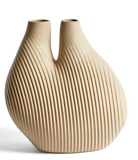 W&S Chamber Vase Hay