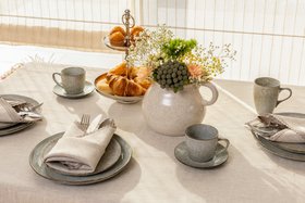 Tischdecken aus Leinen: Zurück zur stillen Schönheit des Alltags