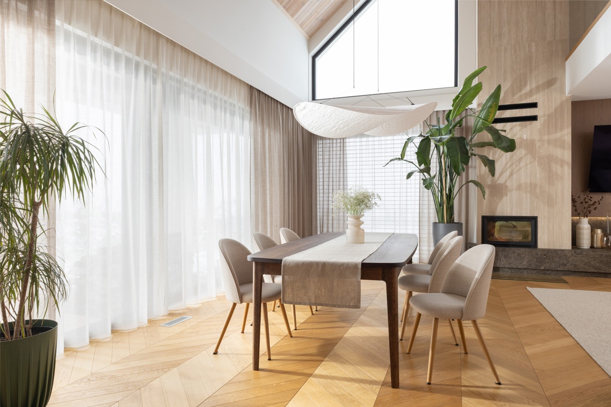 Maßgefertigten Vorhänge aud über 350 Stoffen