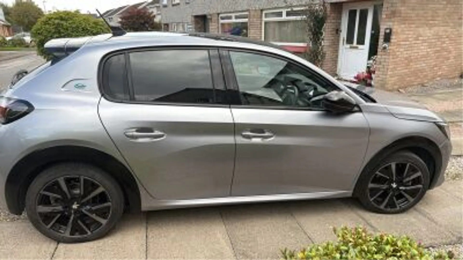 2023 PEUGEOT 208 for sale