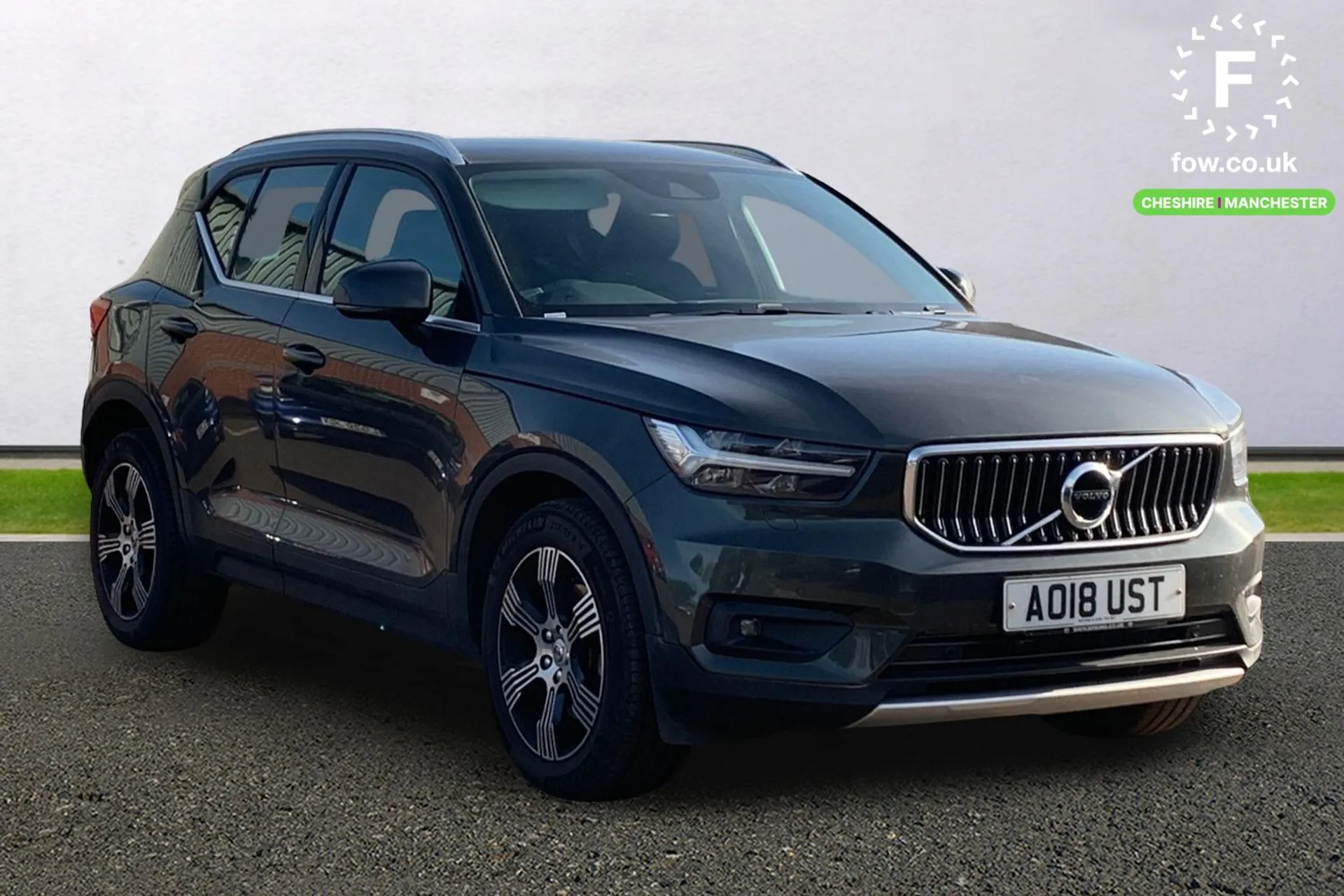 2018 VOLVO XC40 for sale