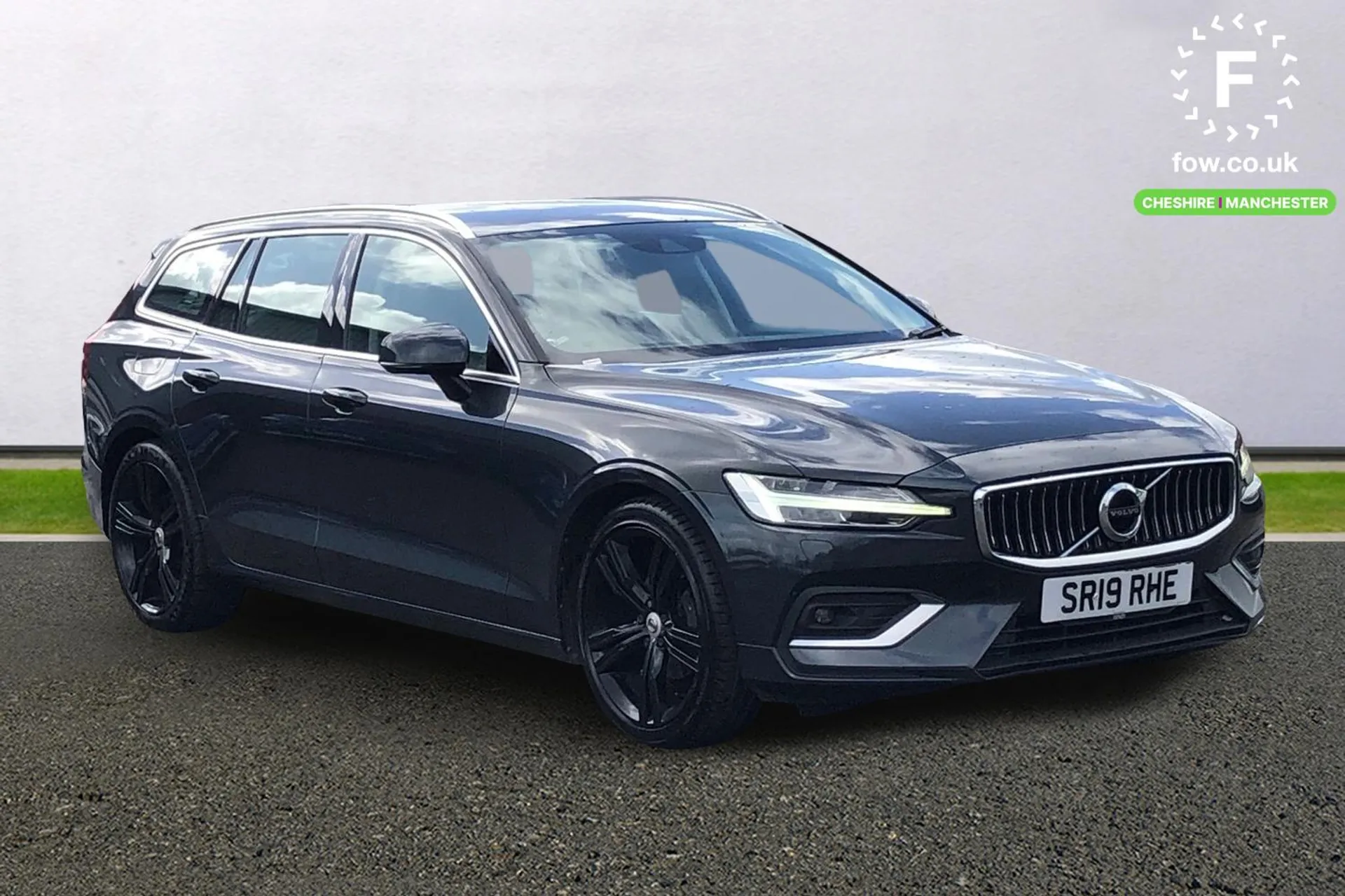 2019 VOLVO V60 for sale