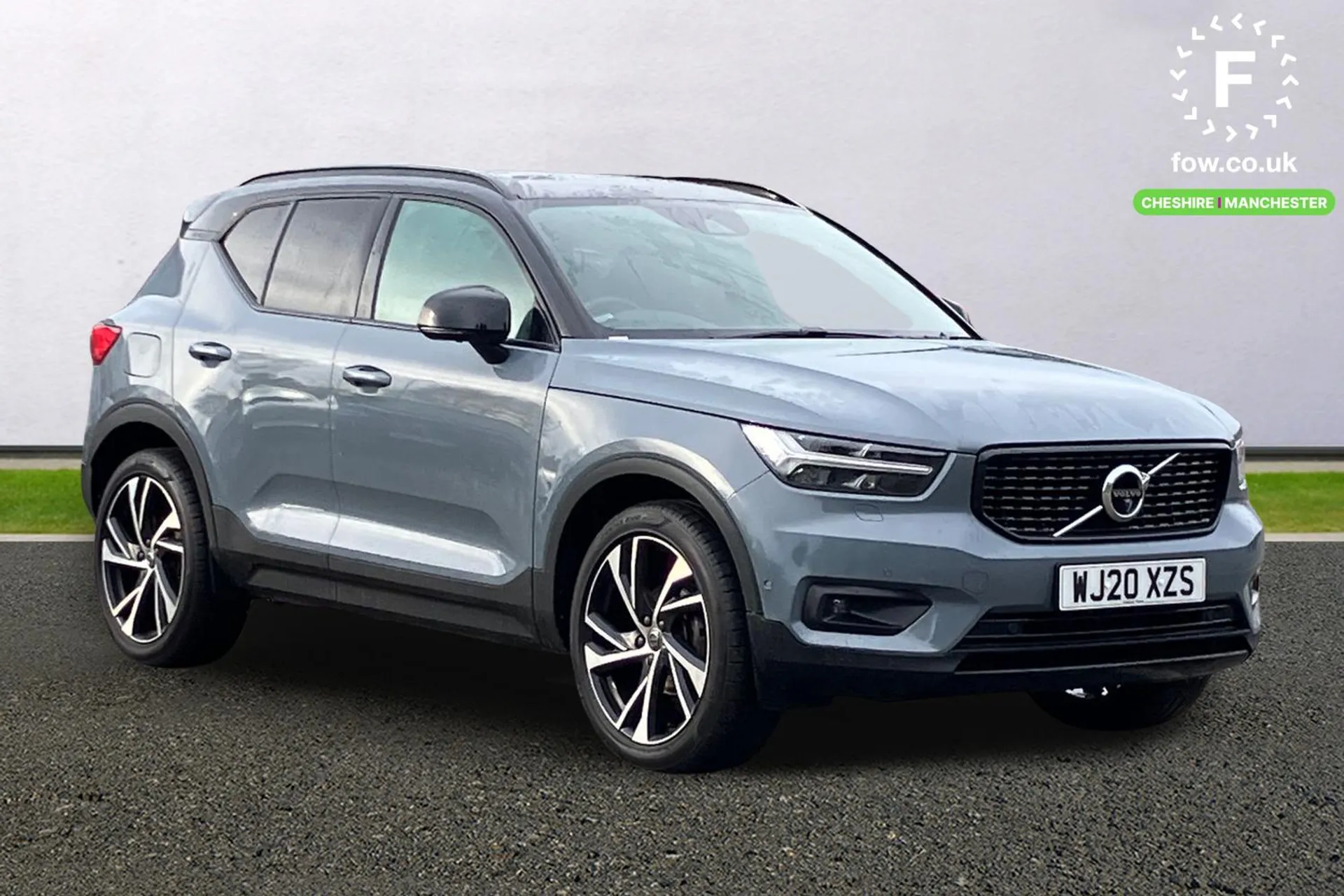 2020 VOLVO XC40 for sale