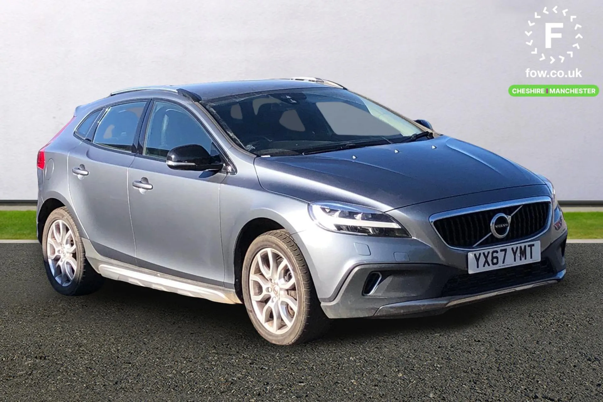 2017 VOLVO V40 for sale