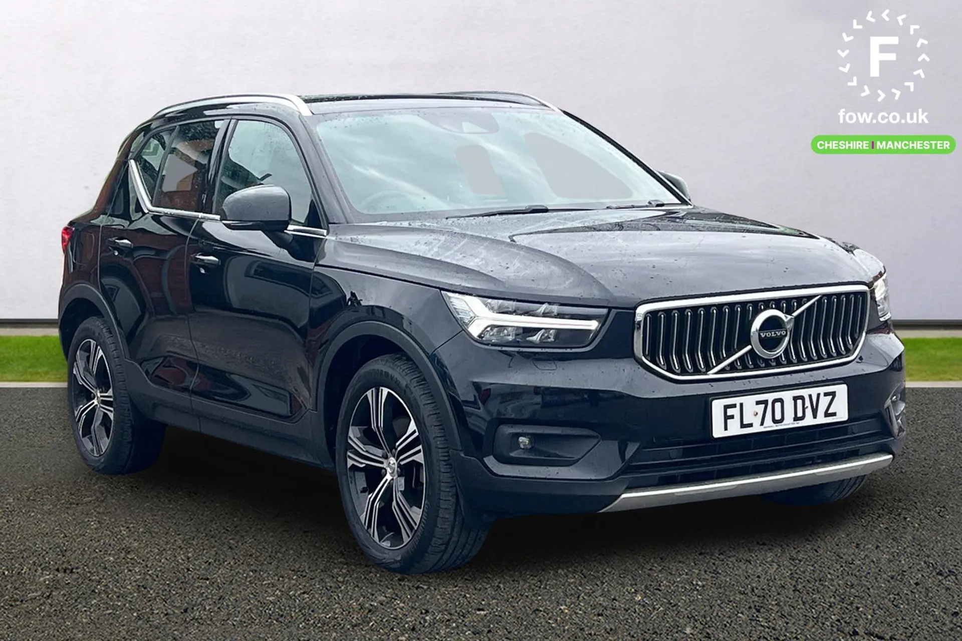 2020 VOLVO XC40 for sale