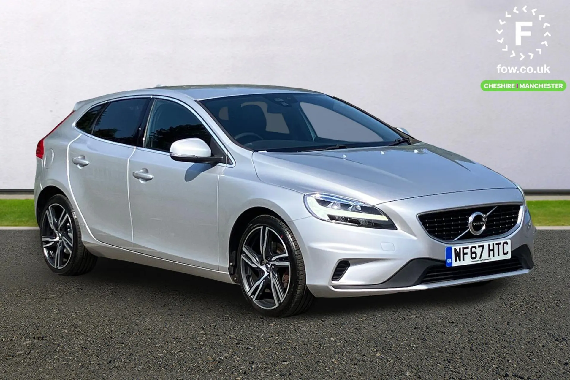 2017 VOLVO V40 for sale