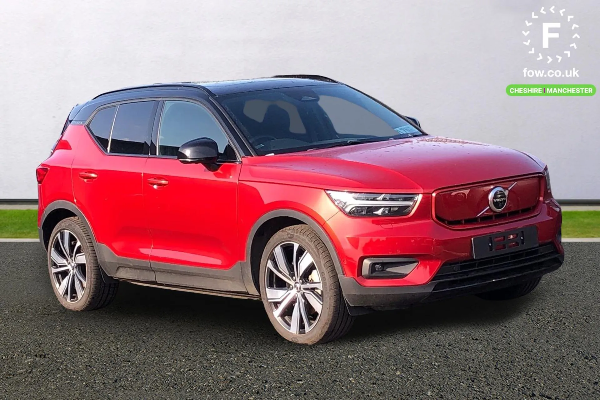2021 VOLVO XC40 for sale