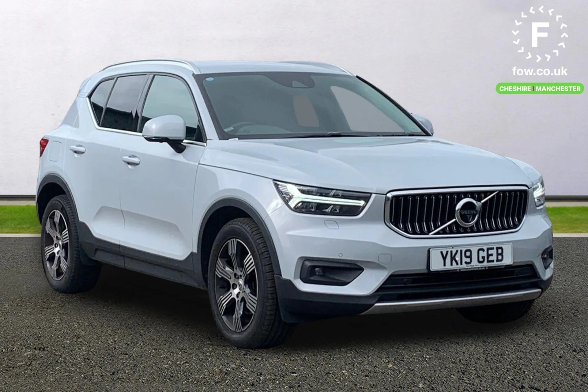 2019 VOLVO XC40 for sale