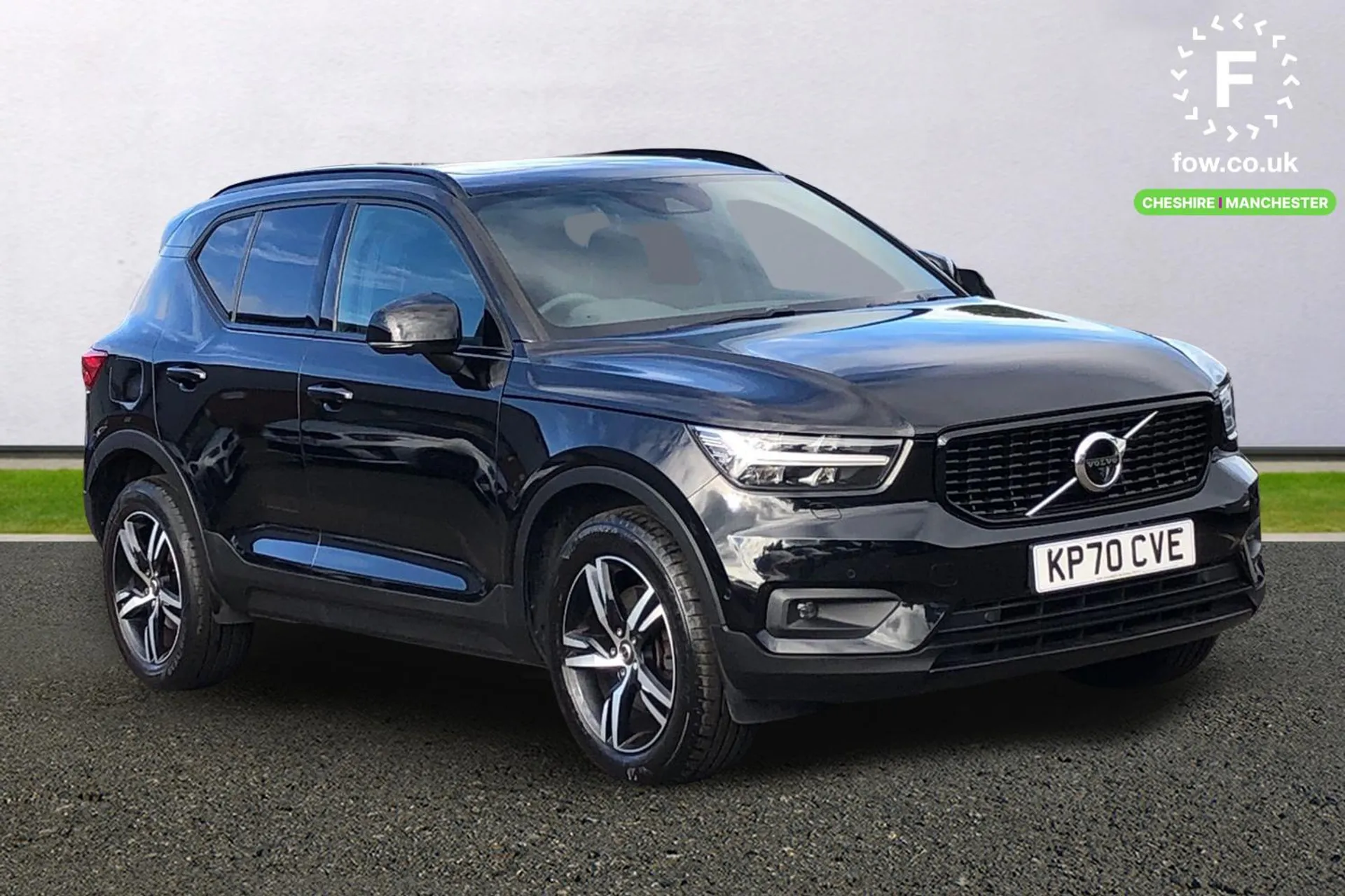 2020 VOLVO XC40 for sale