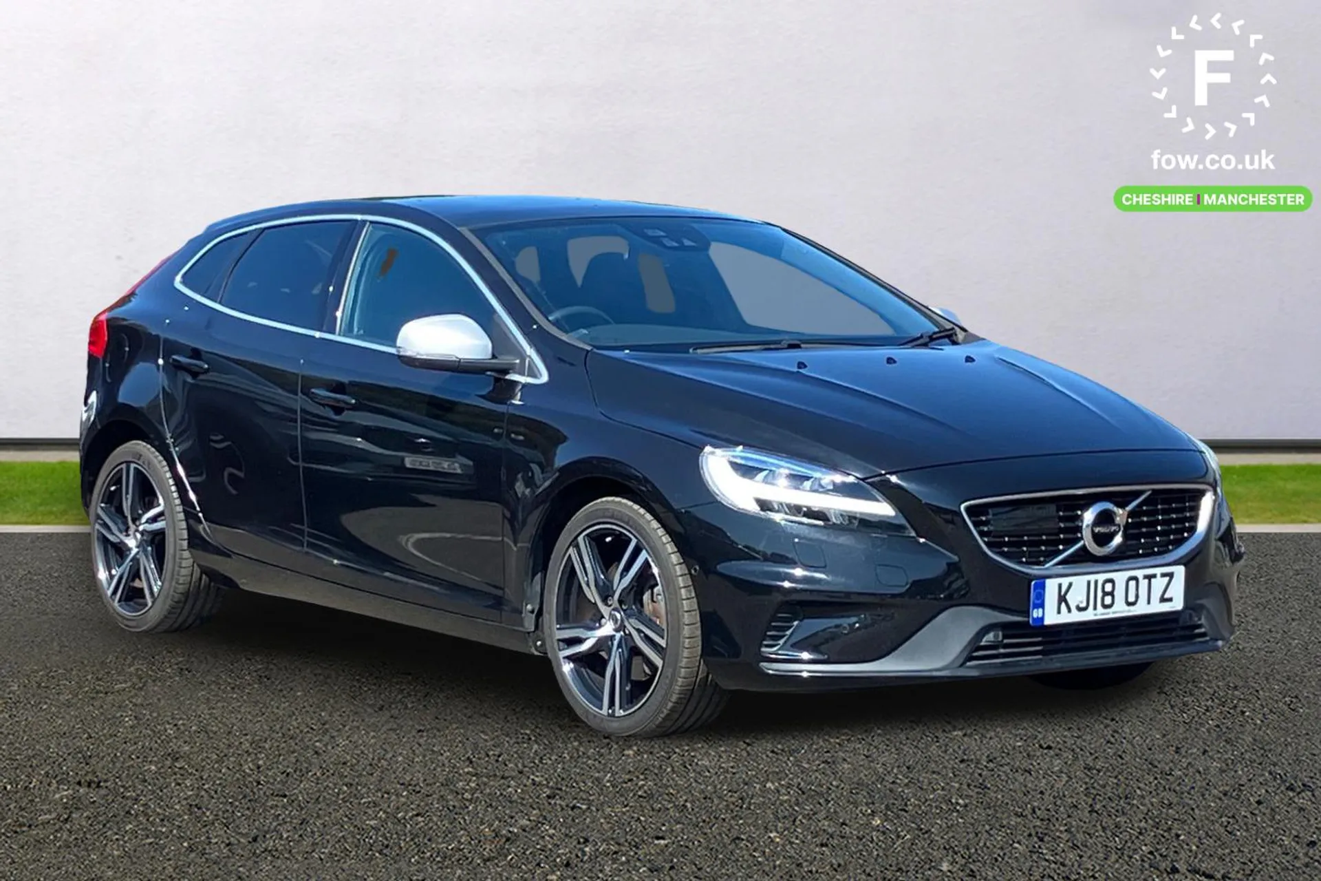2018 VOLVO V40 for sale