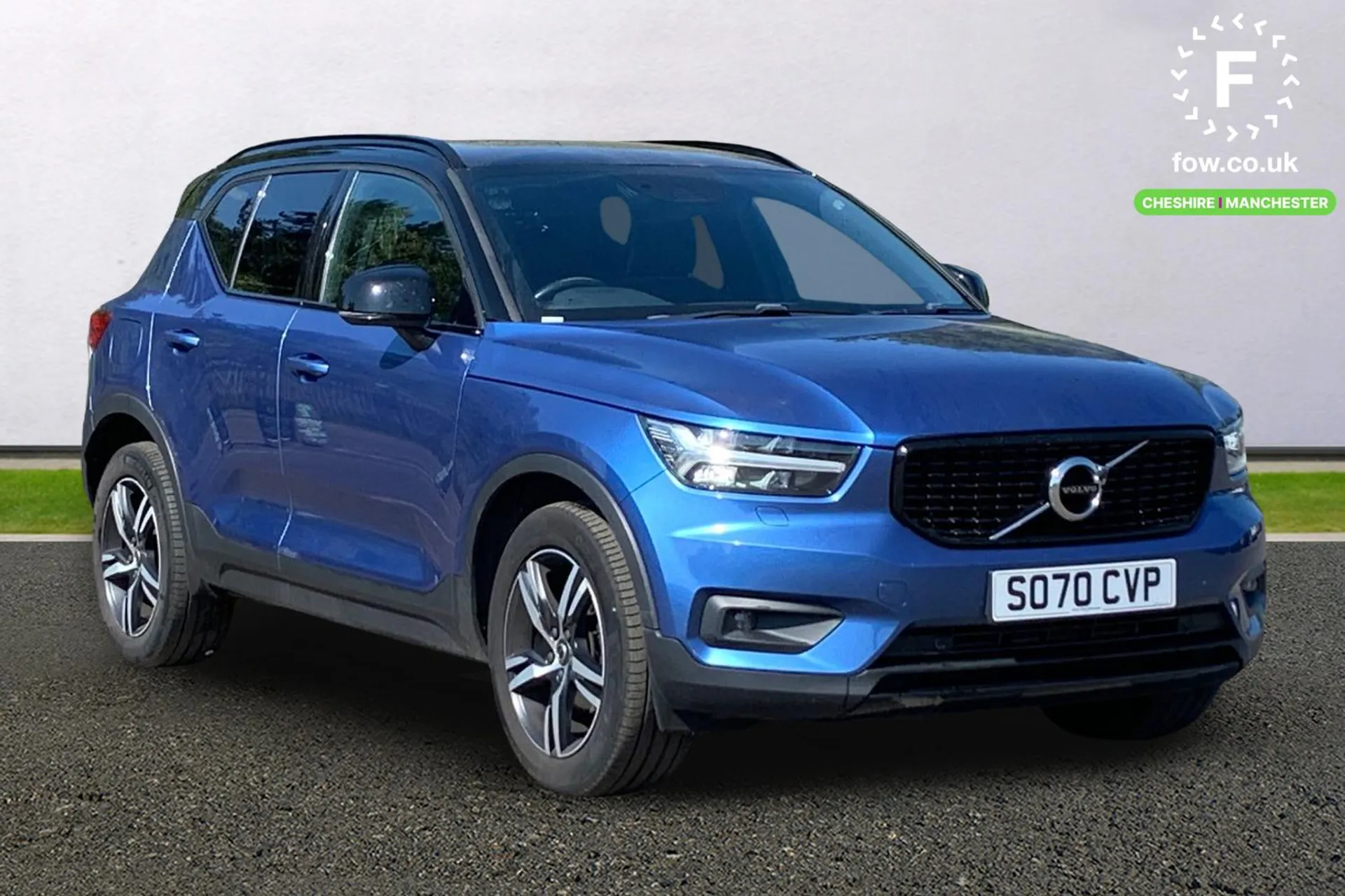 2021 VOLVO XC40 for sale