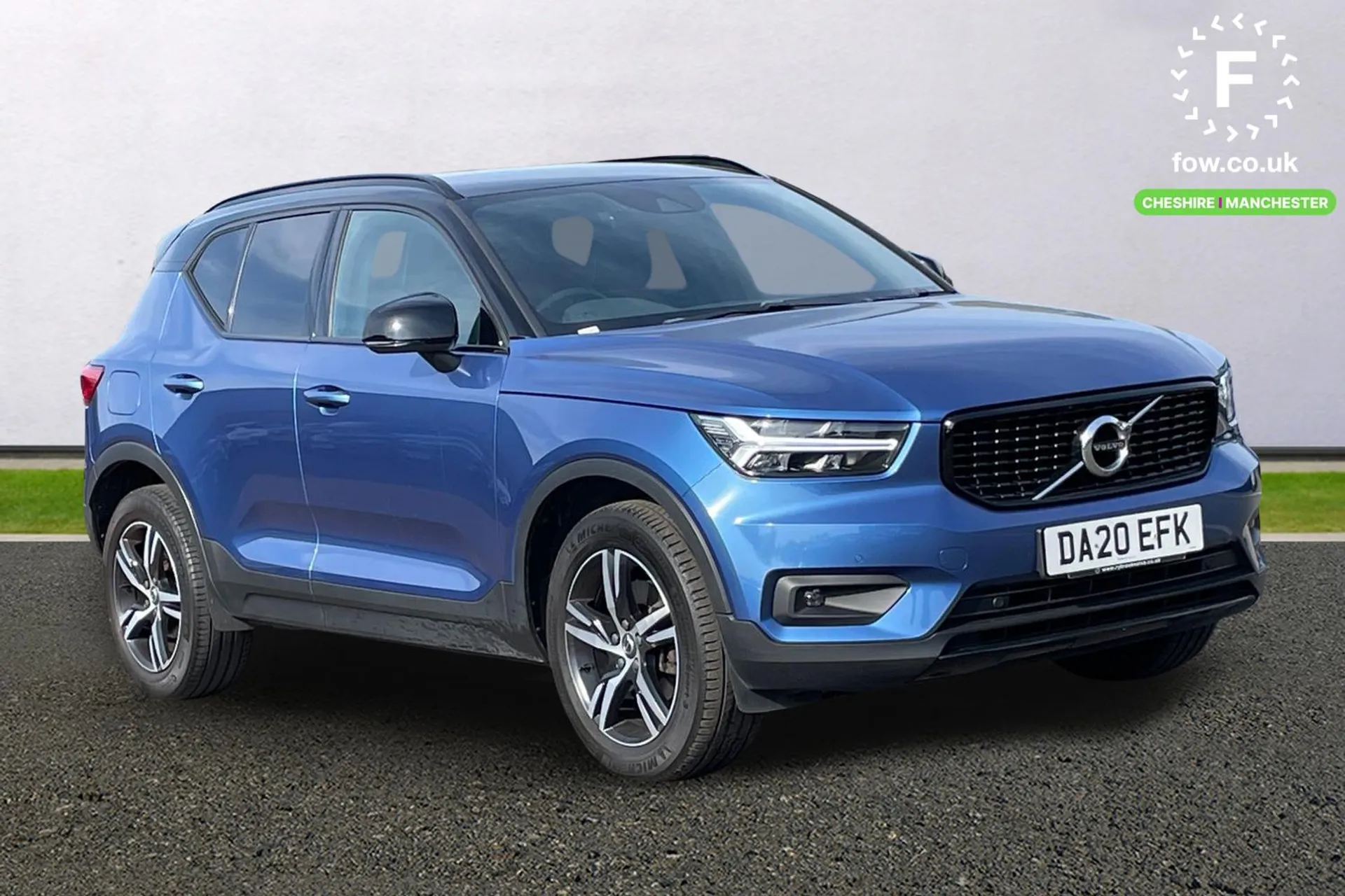 2020 VOLVO XC40 for sale