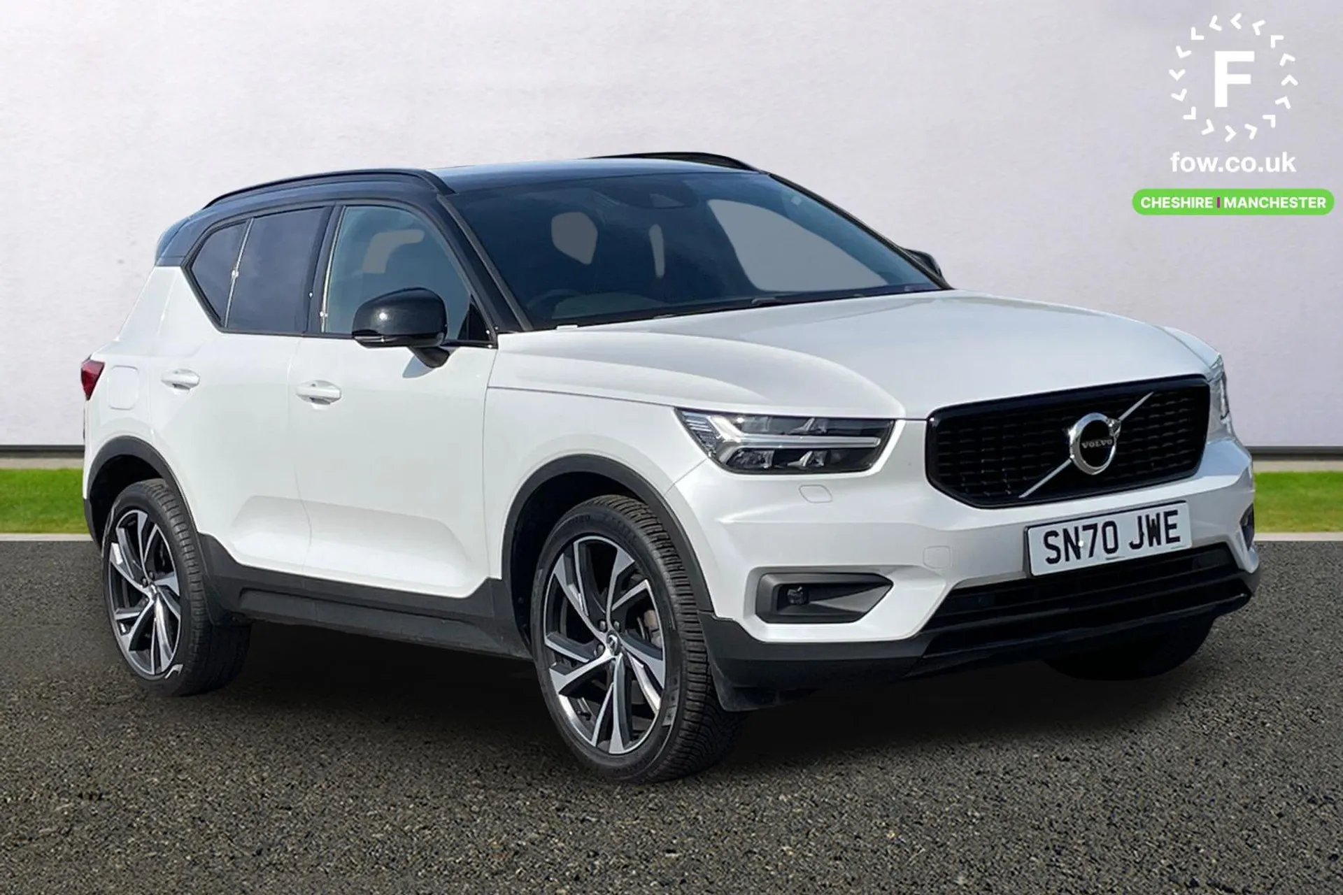 2020 VOLVO XC40 for sale