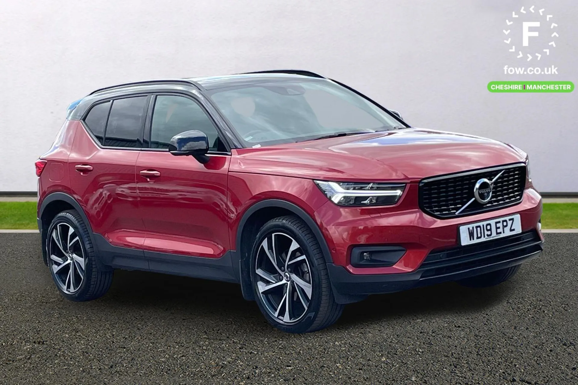 2019 VOLVO XC40 for sale