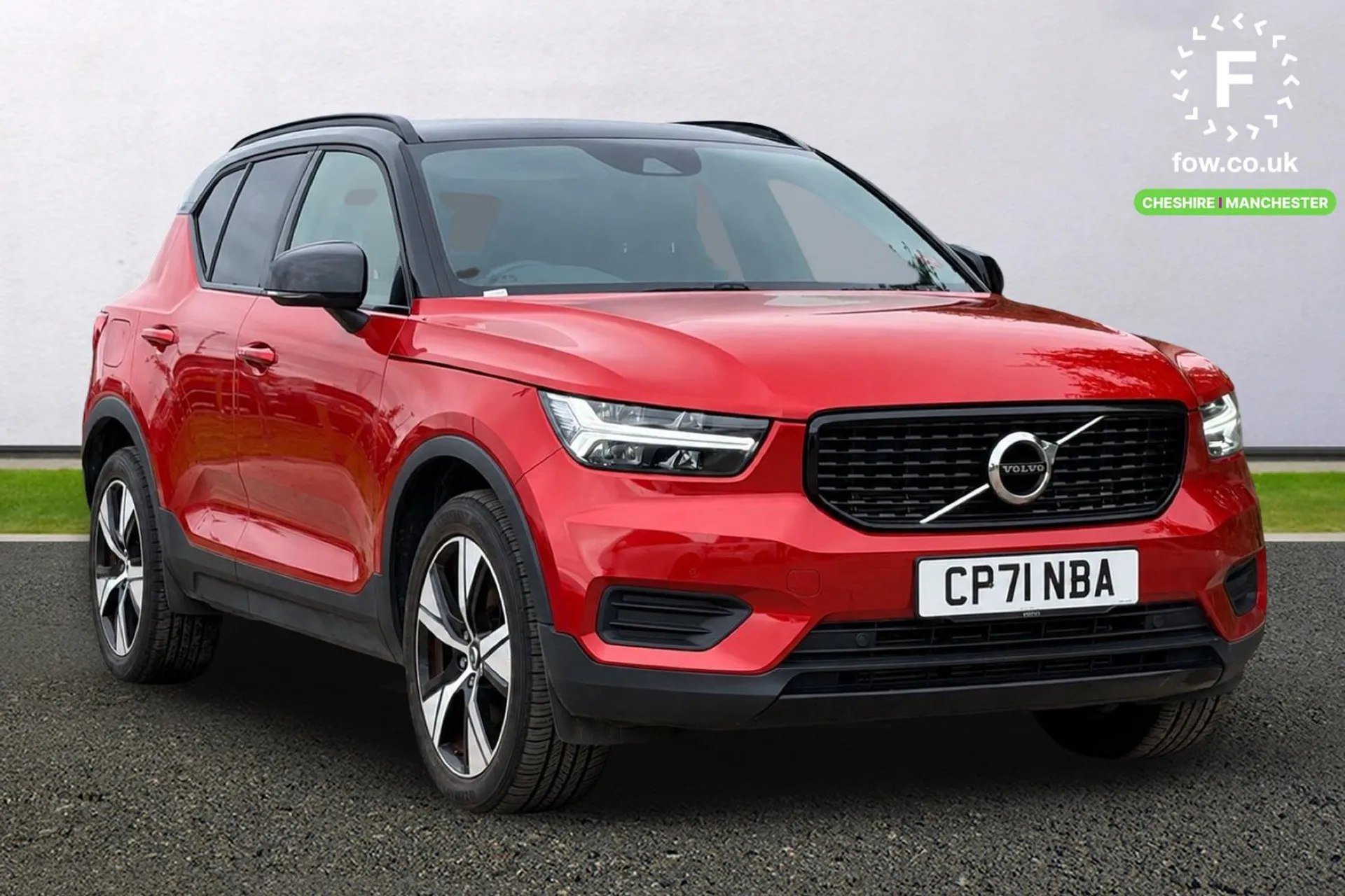 2022 VOLVO XC40 for sale