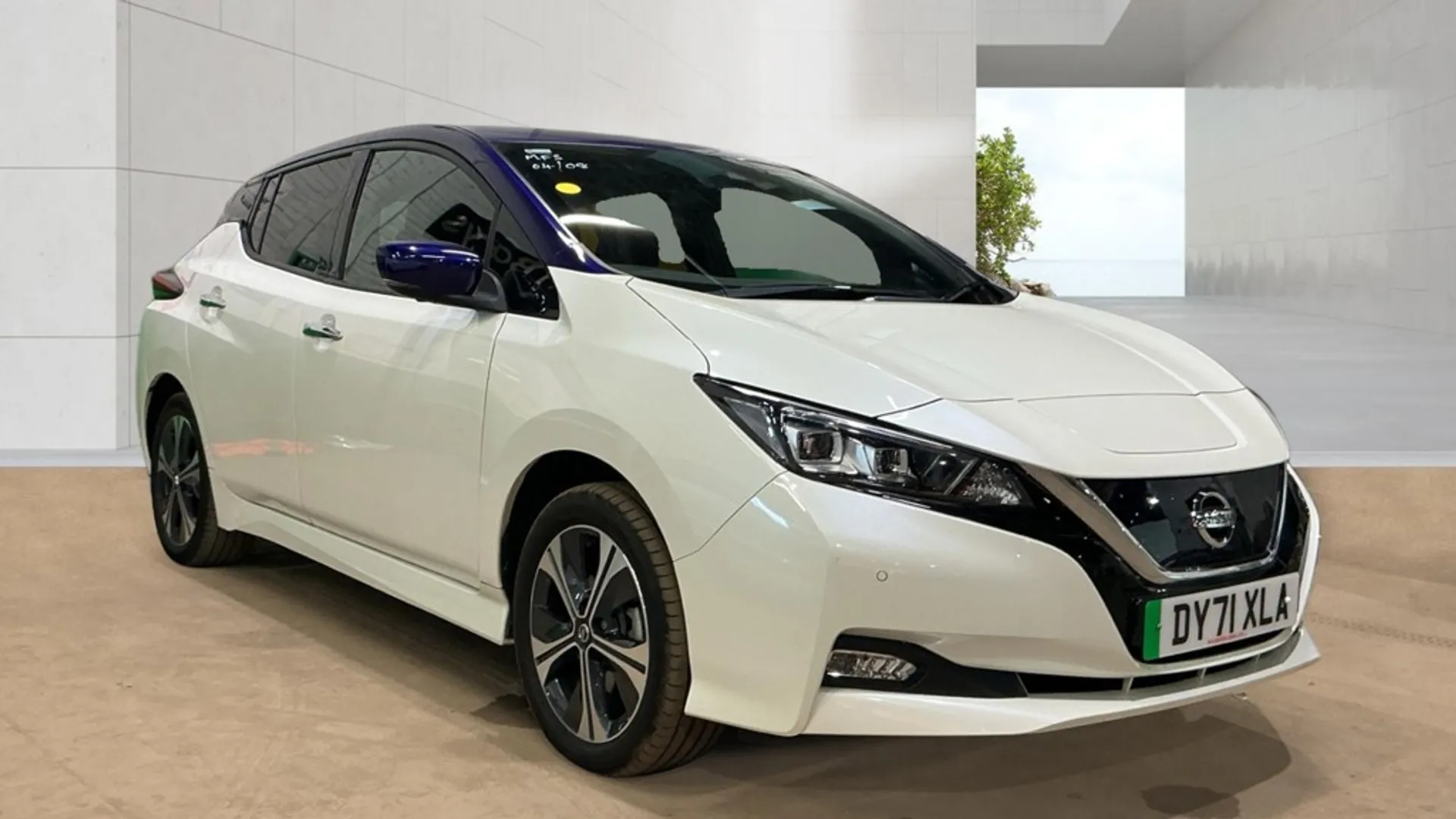 2021 NISSAN LEAF for sale