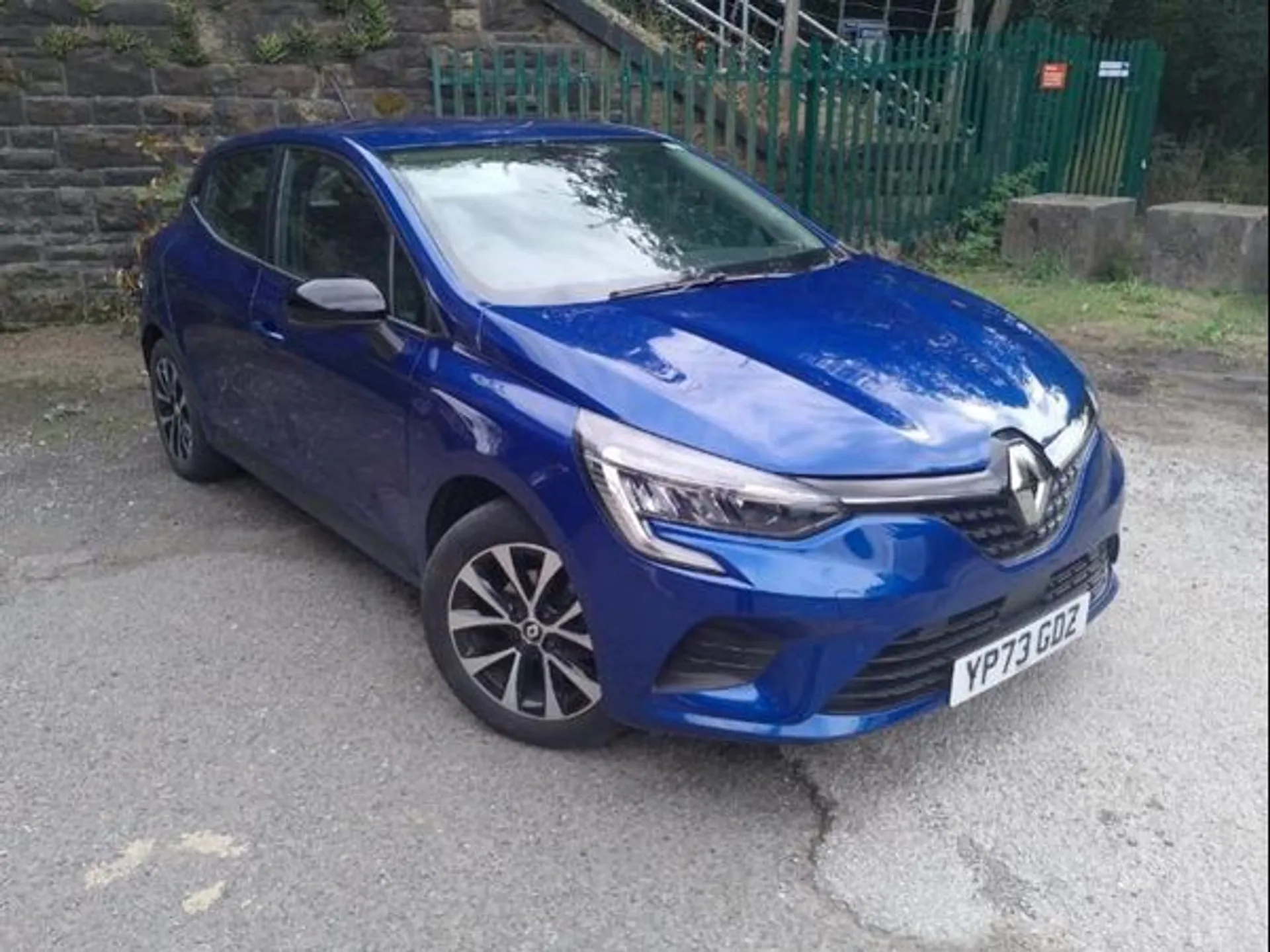 2023 RENAULT CLIO for sale