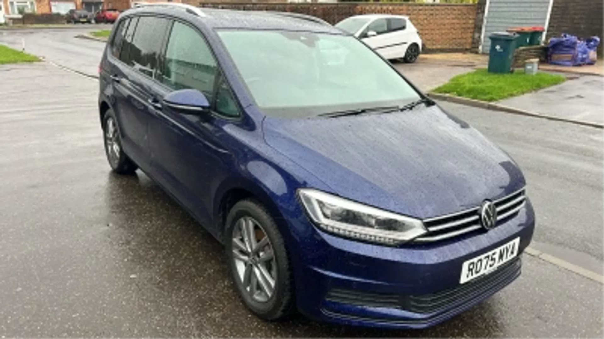 2025 VOLKSWAGEN TOURAN for sale