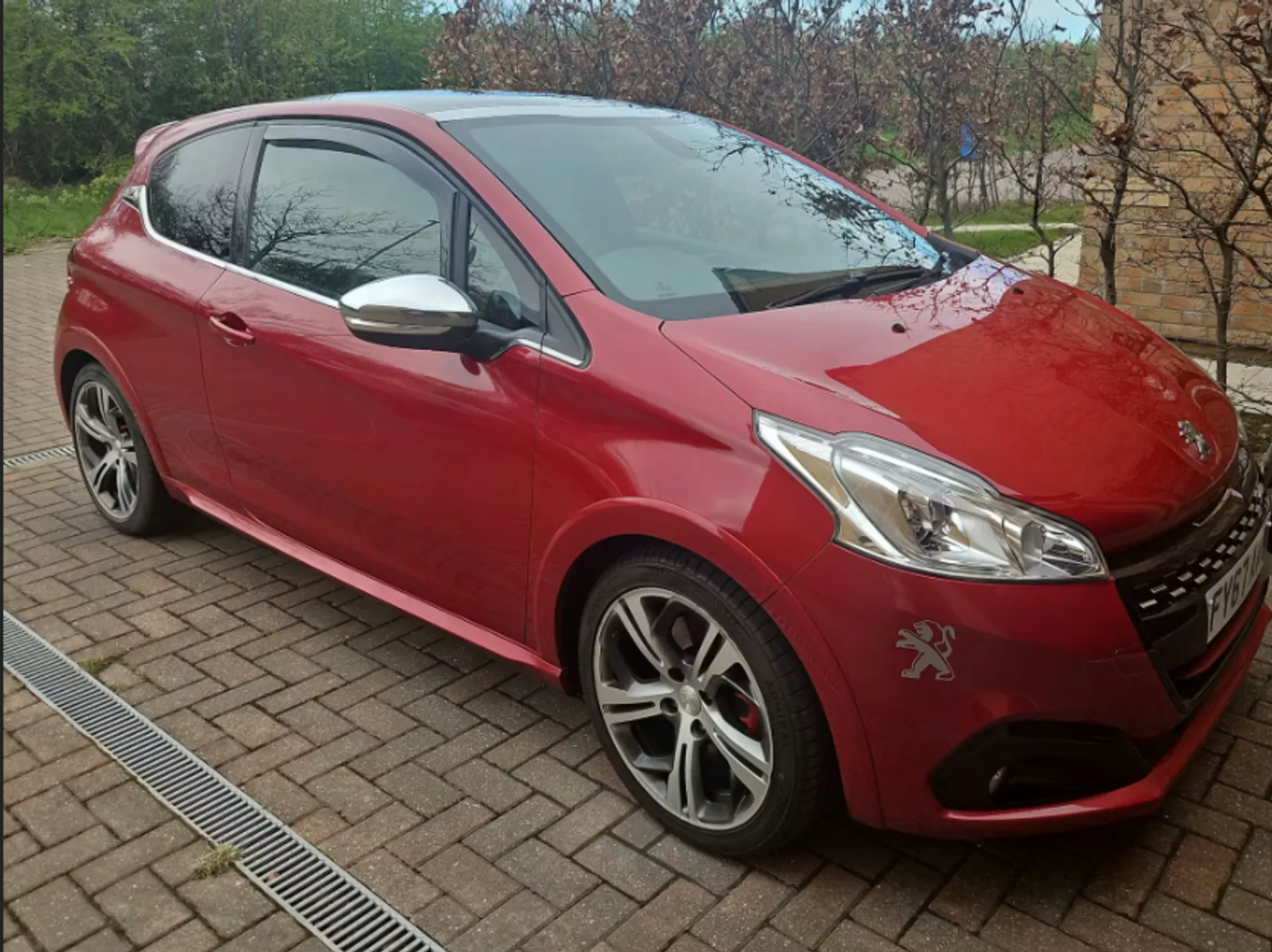 2017 PEUGEOT 208 for sale