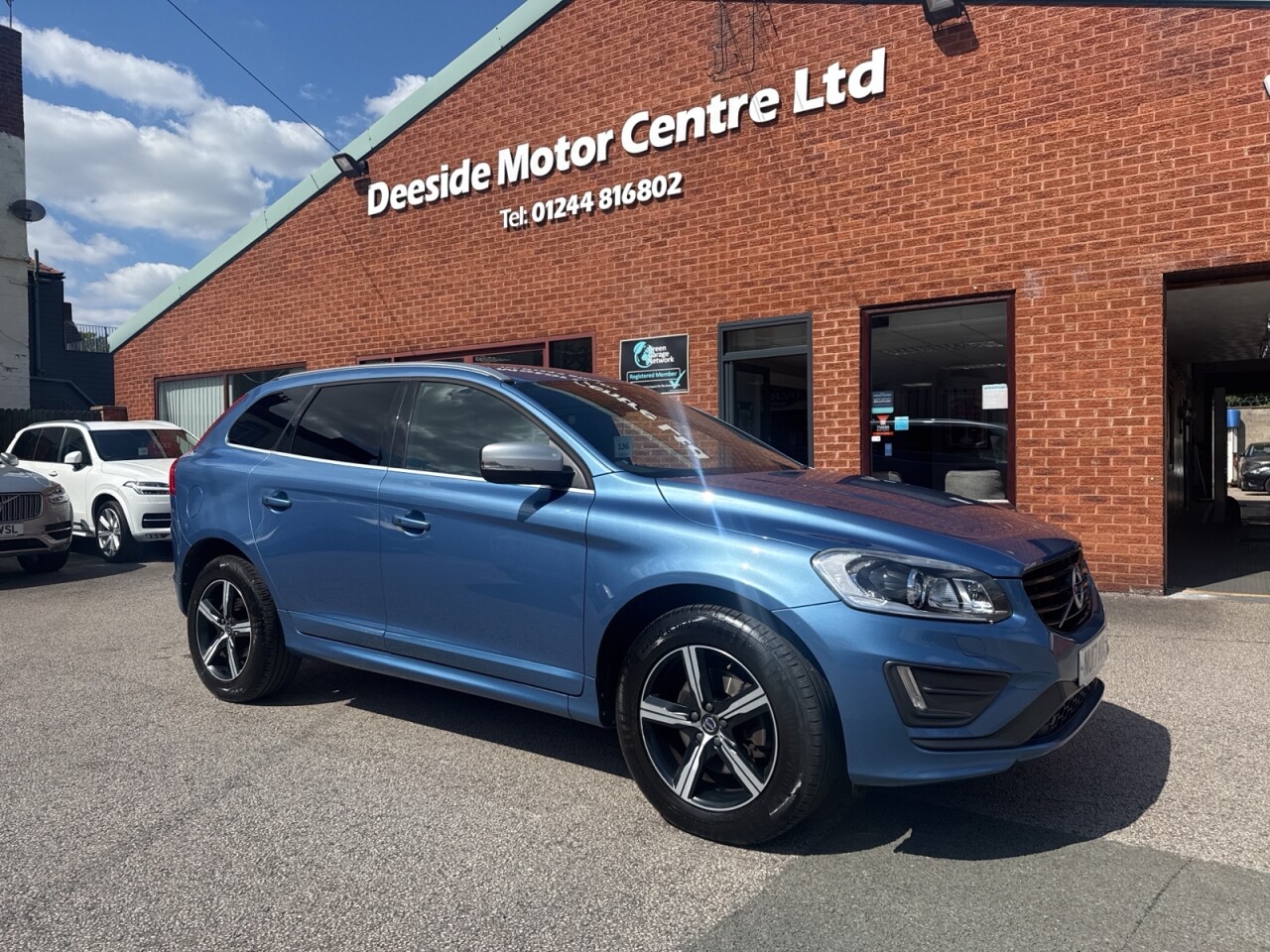 2017 VOLVO XC60 for sale